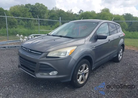 2013 Ford Escape Se z USA, uszkodzony, nr VIN 1FMCU9GX6DUD94896